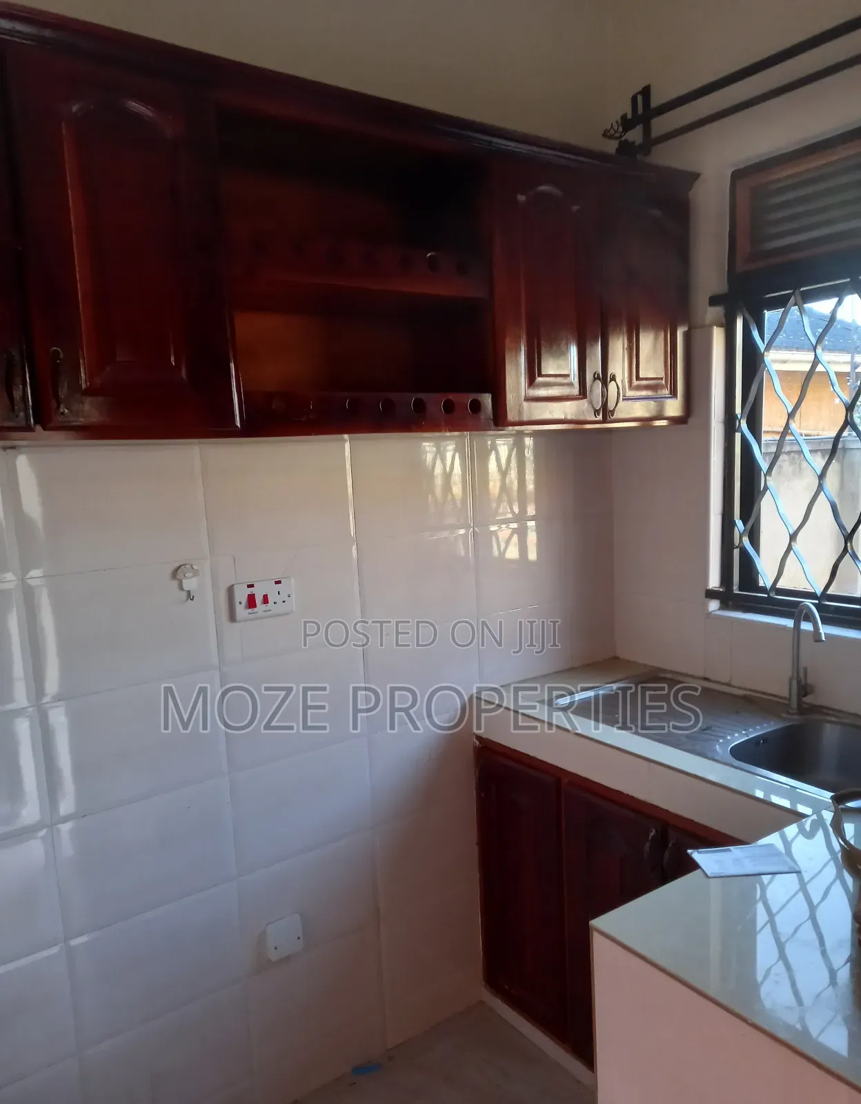 Studio Apartment in Naalya Lukade Road, Central Division for rent