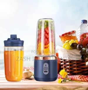 Photo - Portable Blender for Smoothie and Juices With Cup