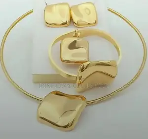 Women's Jewellery Set(Necklace, Earrings, Bungle and Ring)
