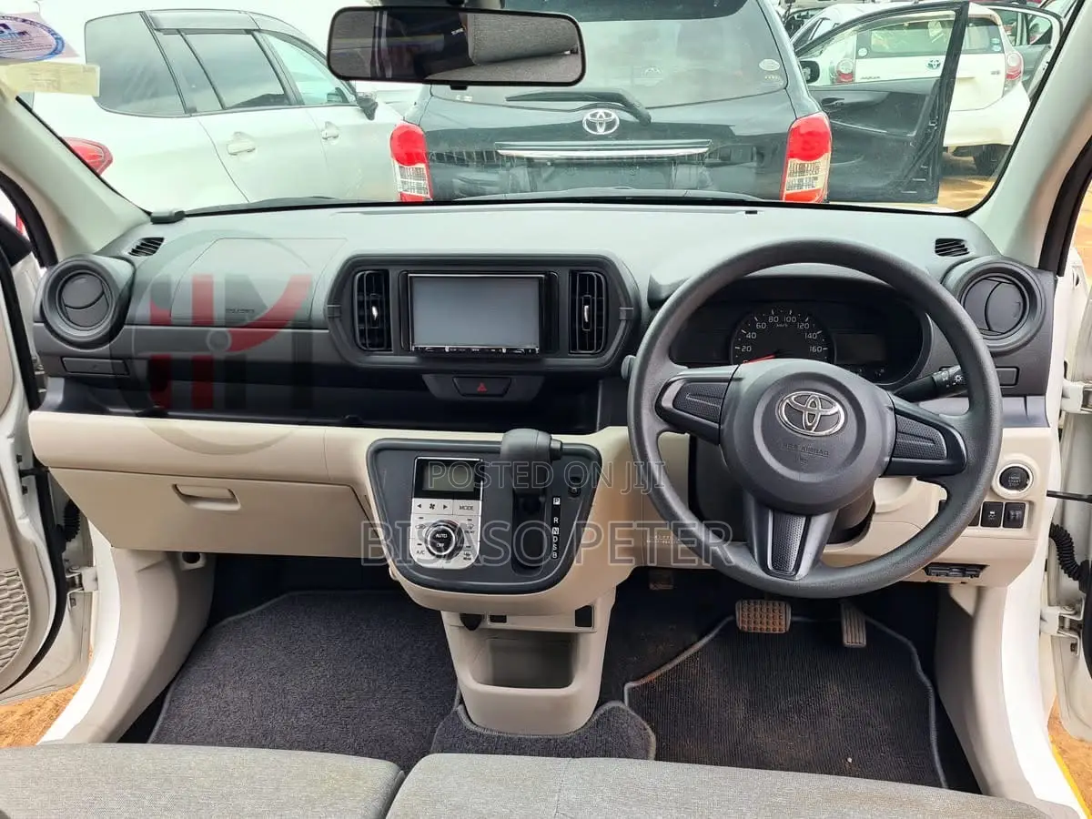 Toyota Passo 1.0 AWD 2016 White