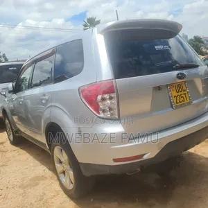 Photo - Subaru Forester 2008 Silver