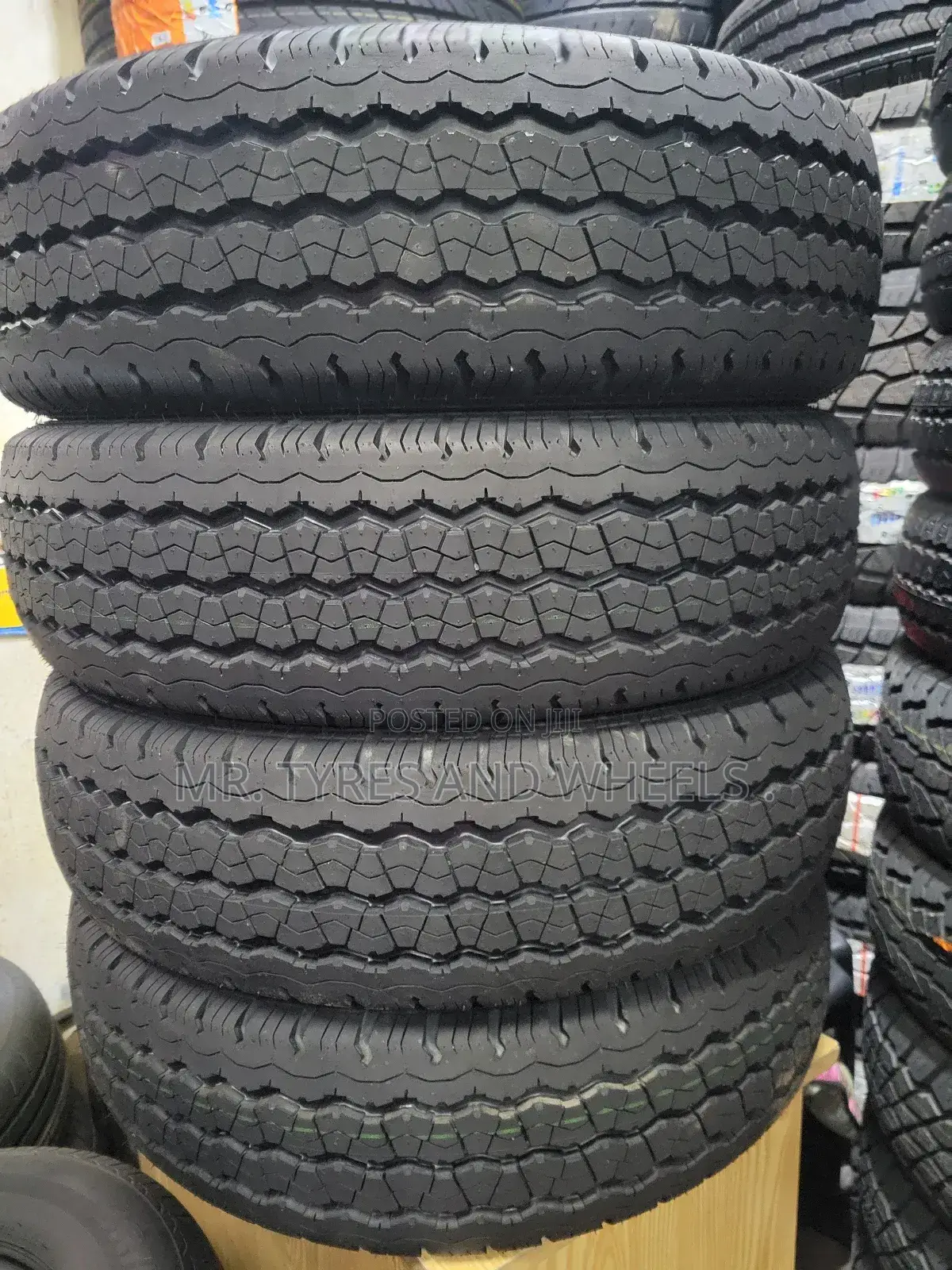 205 70 R15 New Longway Tires From Japan Bt Made in China.