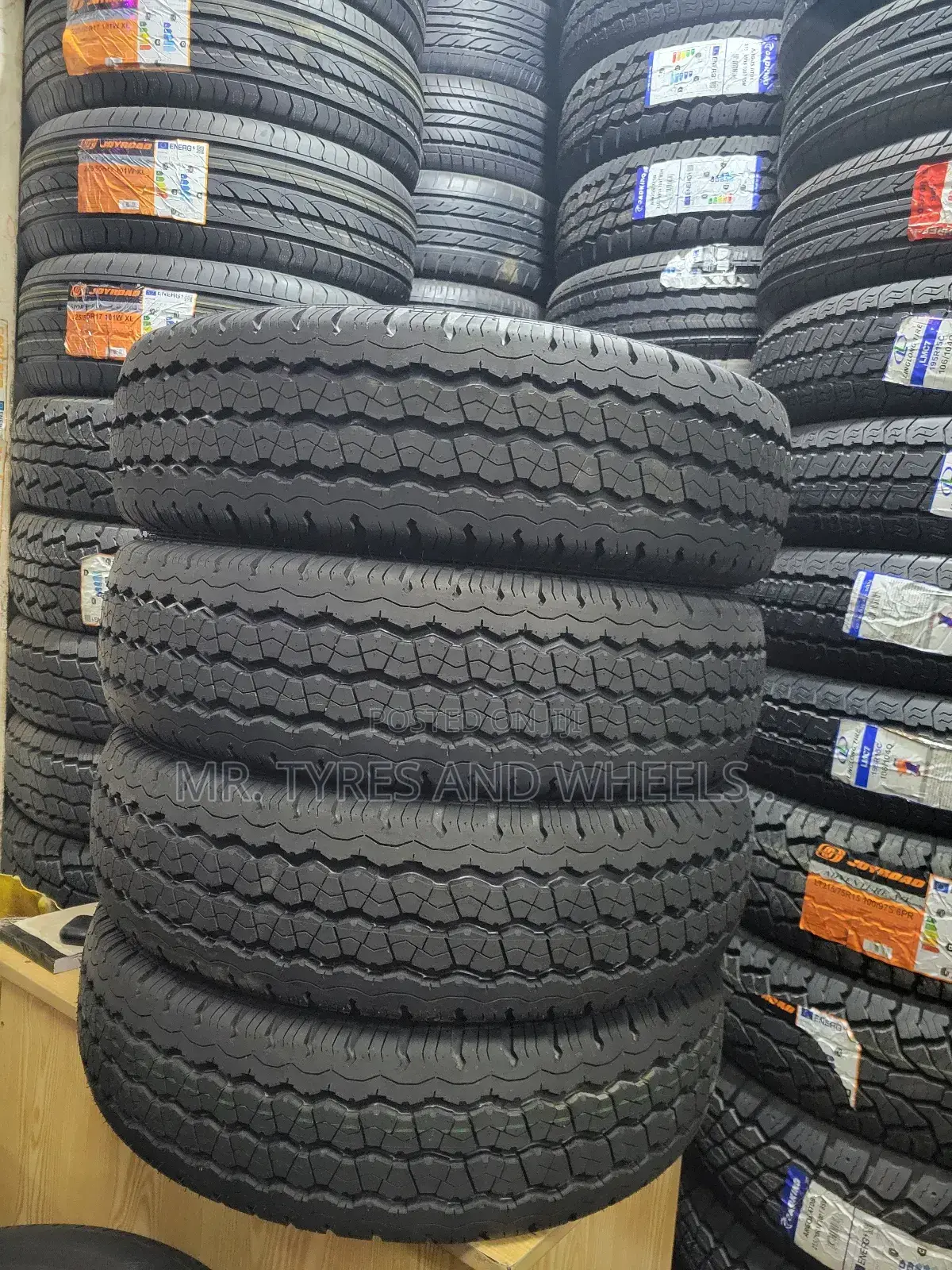 205 70 R15 New Longway Tires From Japan Bt Made in China.