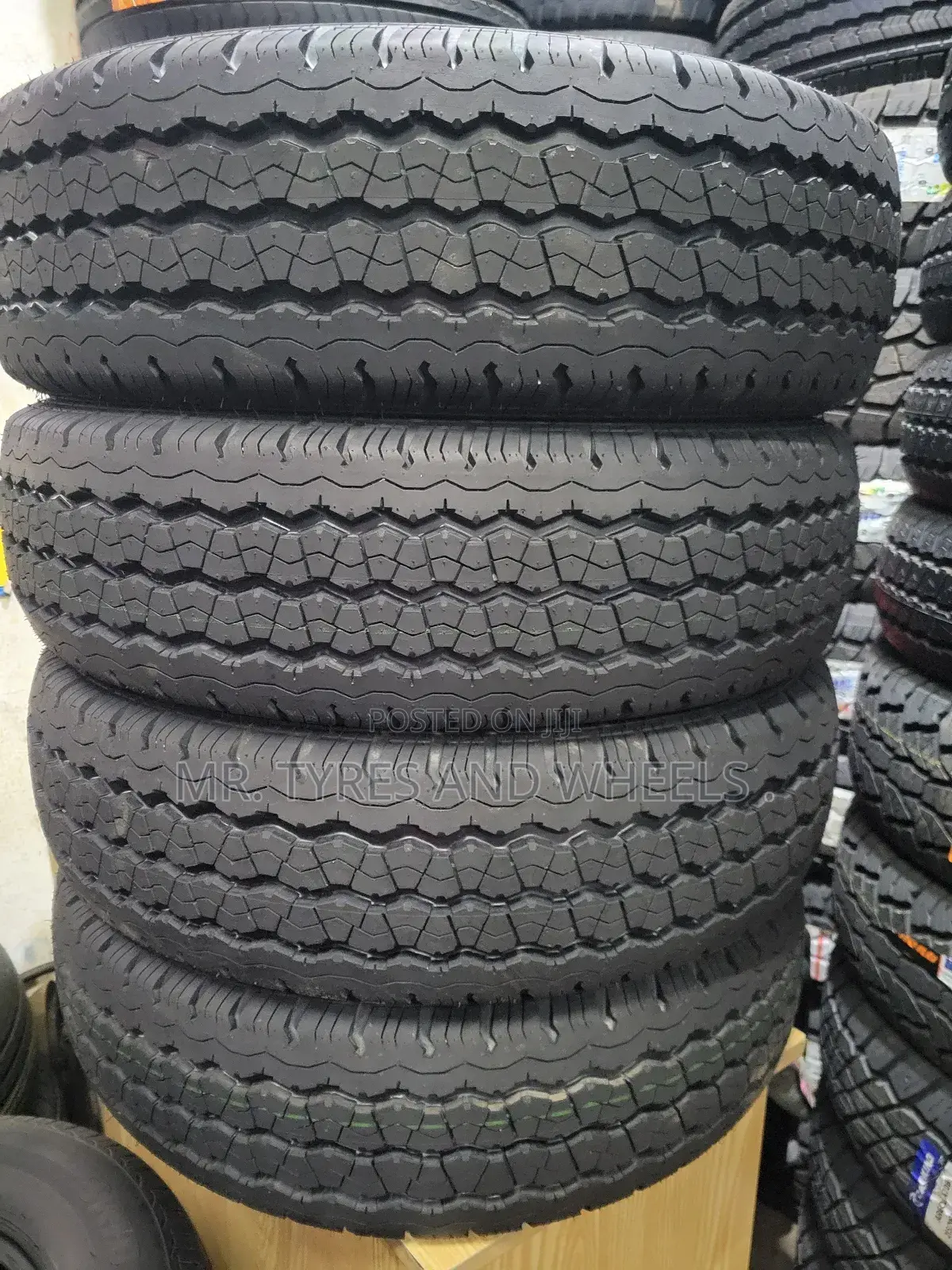 205 70 R15 New Longway Tires From Japan Bt Made in China.