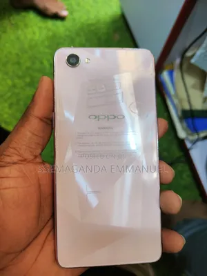 New Oppo F7 128 GB Pink