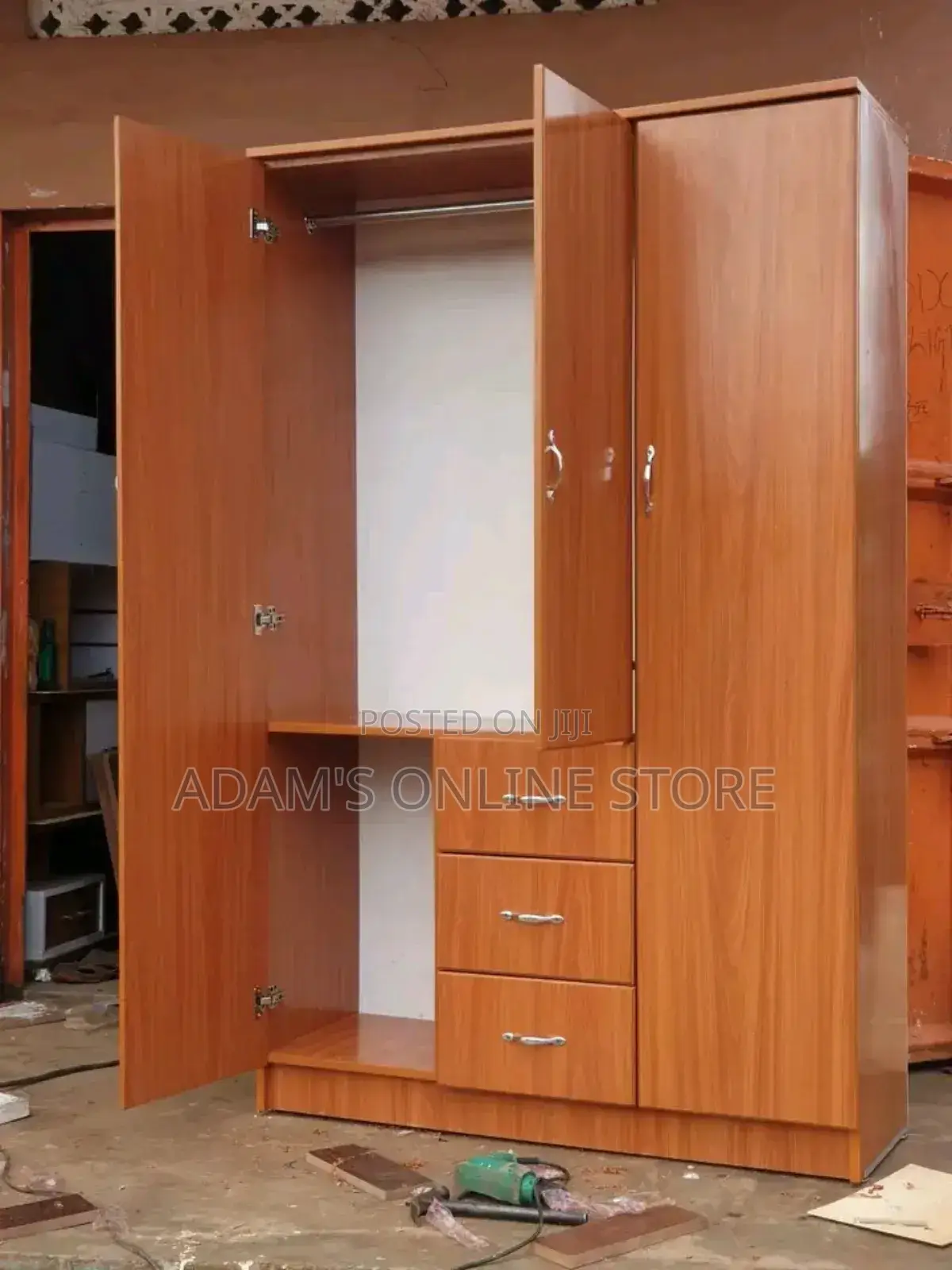 Wardrobe In Color Cherry Brown