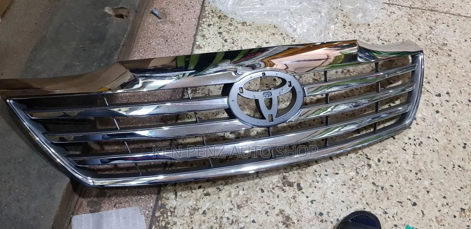 Grill for Toyota Fortuner 2012