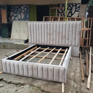 Off Cream 5*6 Bed With Drawers and Automan