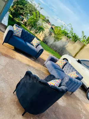 Rev Sofa Set