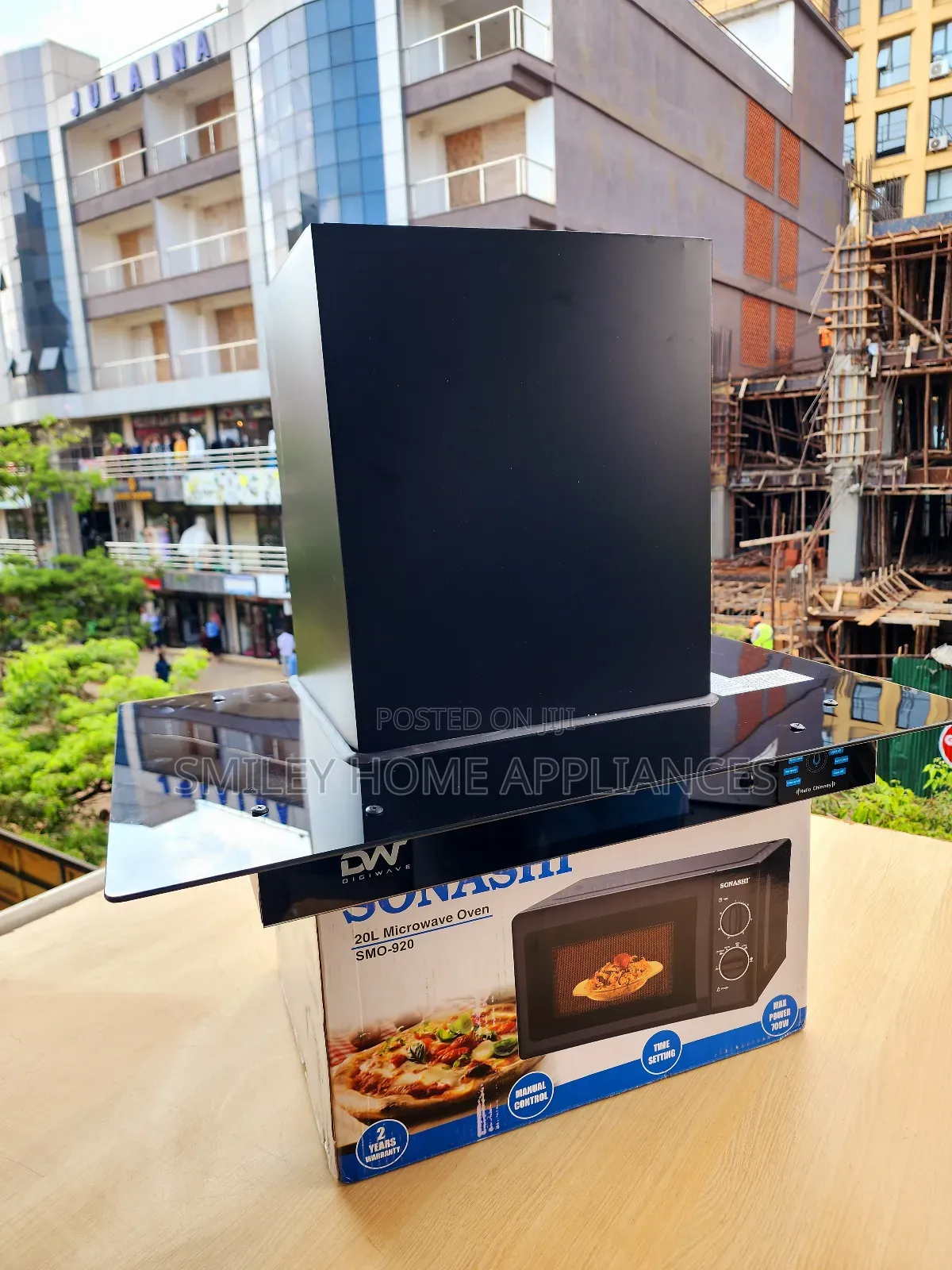 Brand New Digi Wave Pyramid Shape 60cm With Voice Command