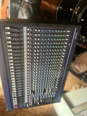 Live Mixer 24 Channels