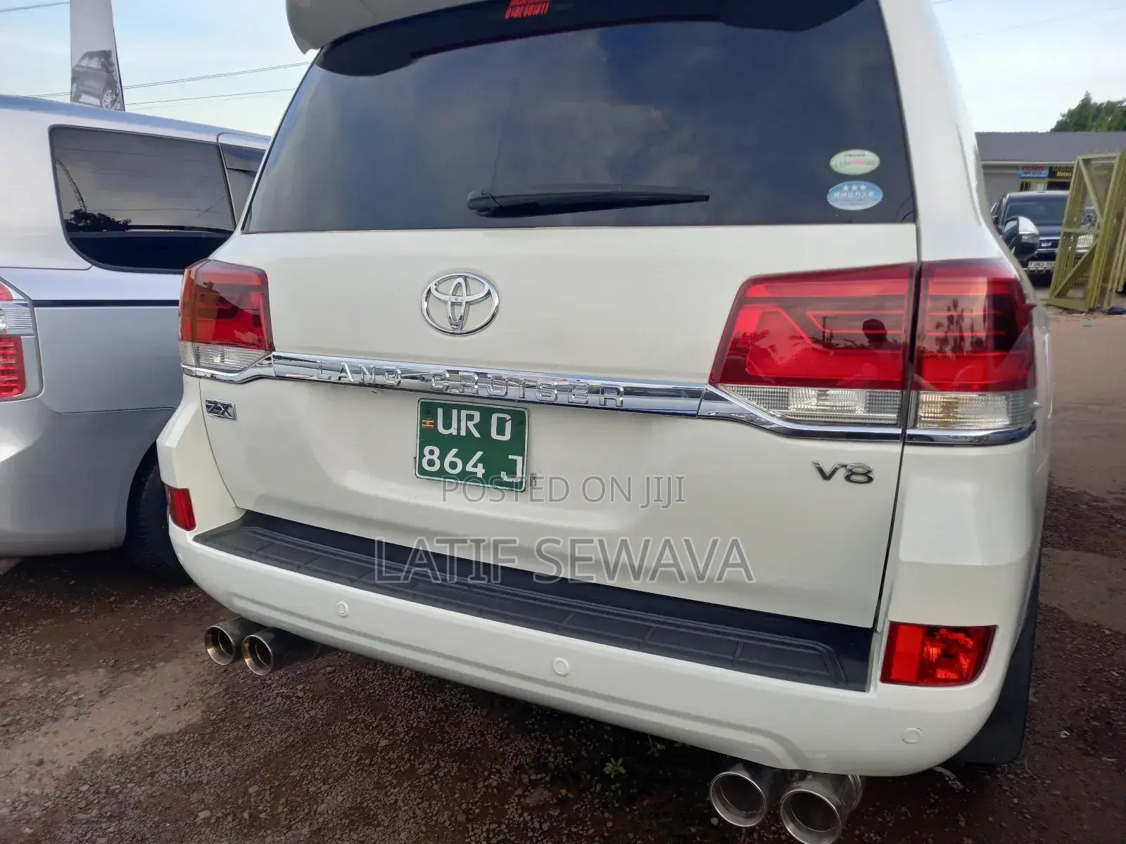 Toyota Land Cruiser 4.0 V6 GX-R 2010 White