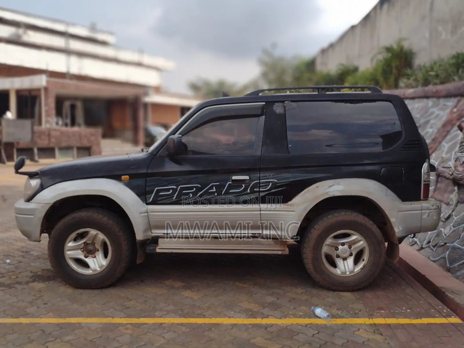 Toyota Land Cruiser Prado 2.7 16V 3dr 1997 Black