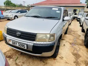 Photo - Toyota Probox 2004 Silver