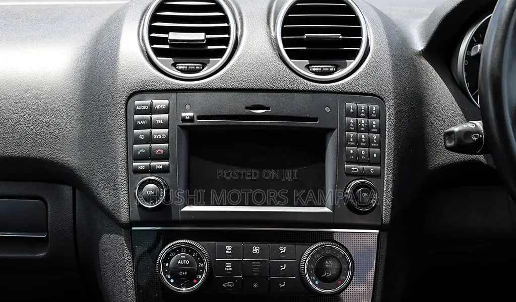 Mercedes-Benz M Class 2010 Pearl