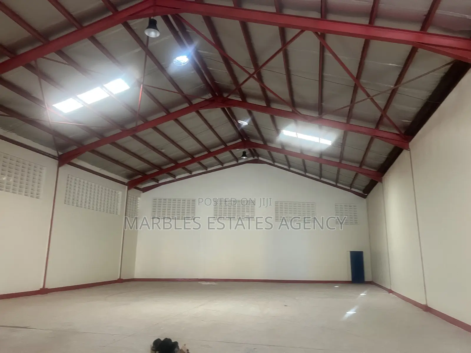 500sqms for Rent in Ntinda for Rent With an Office Space