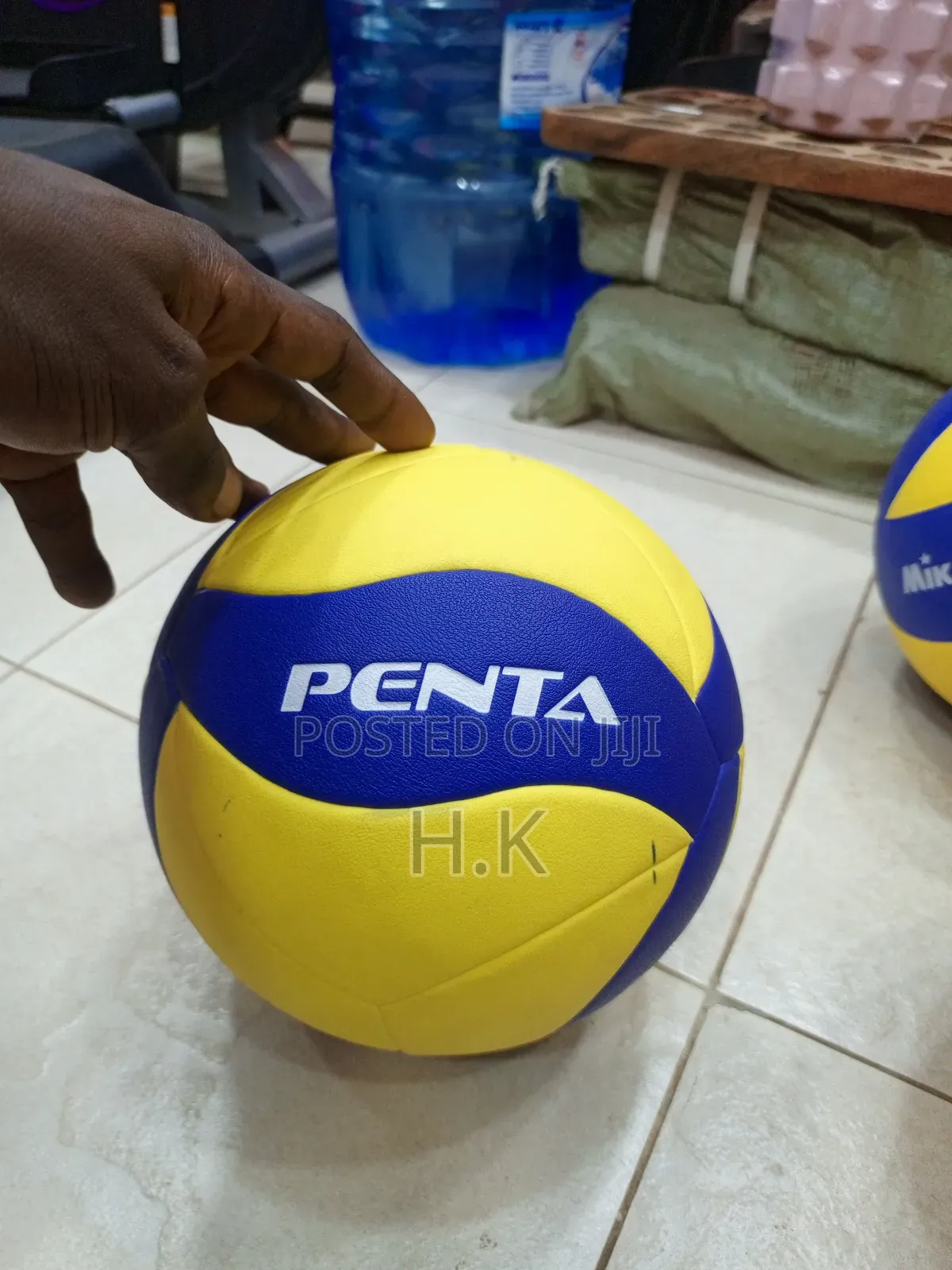 Penta Tubeless Volleyball