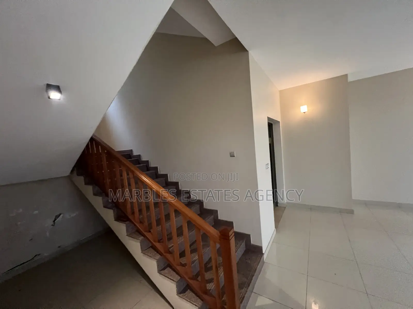 9bdrm House in Mbuya, Central Division for rent