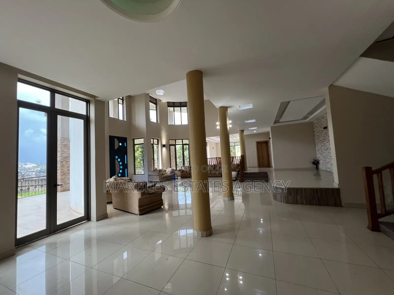 9bdrm House in Mbuya, Central Division for rent