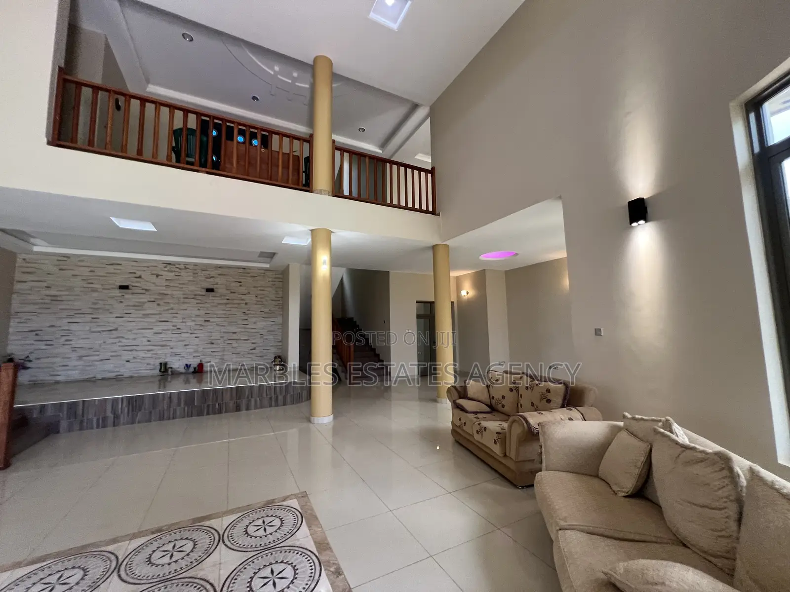 9bdrm House in Mbuya, Central Division for rent