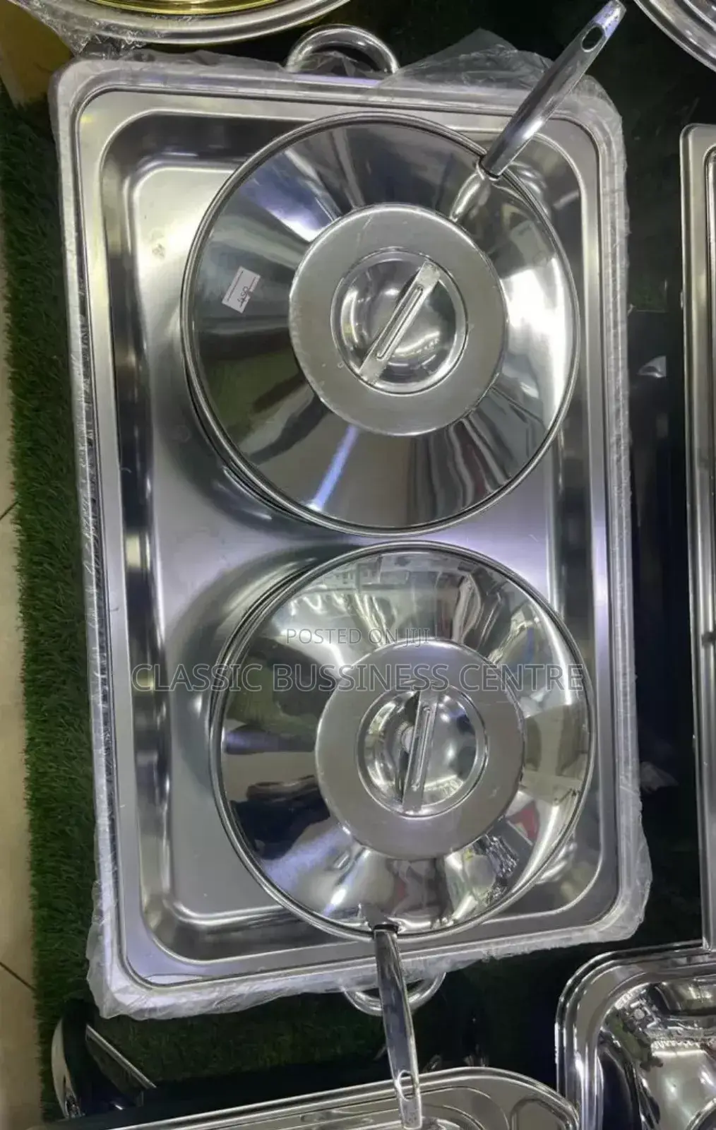 2 Set Serving Dishes
