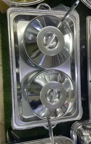2 Set Serving Dishes