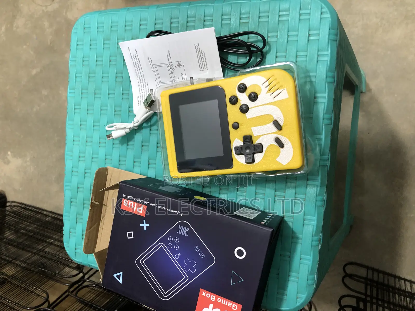 1 Game Player- Mini Gameboy