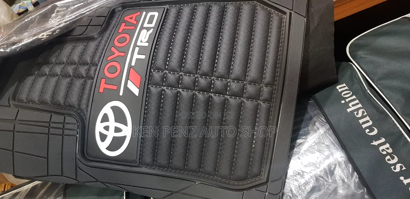 Soft Rubber Toyota Car Carpets/ Floor Mats