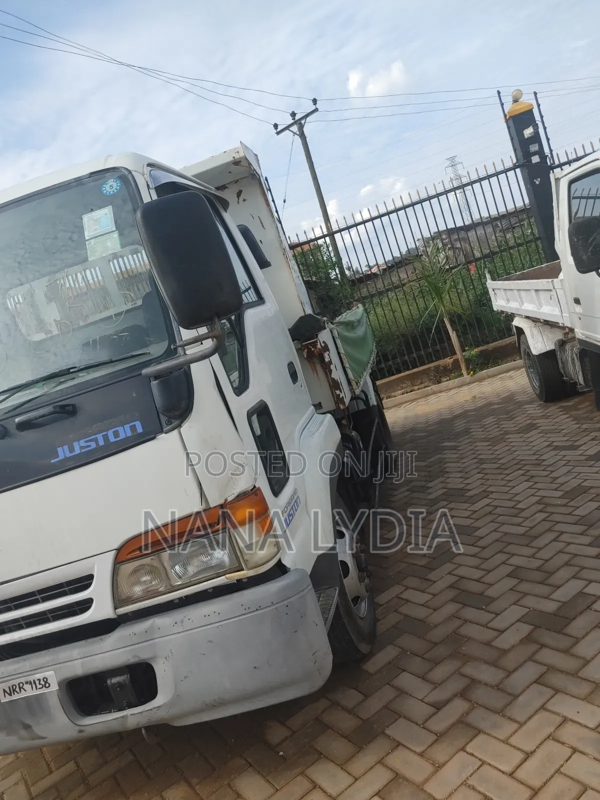 Isuzu Juston