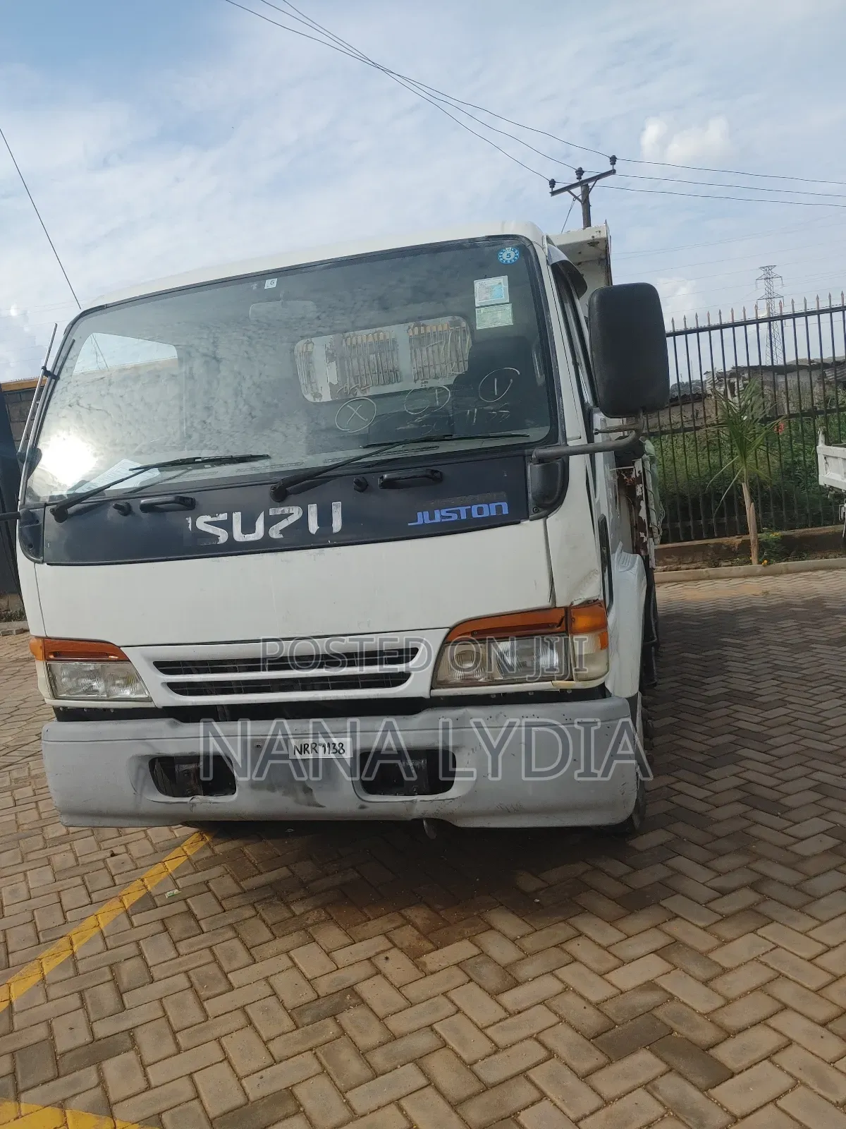 Isuzu Juston