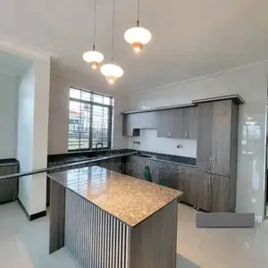 5bdrm Mansion in Kyanja, Central Division for sale