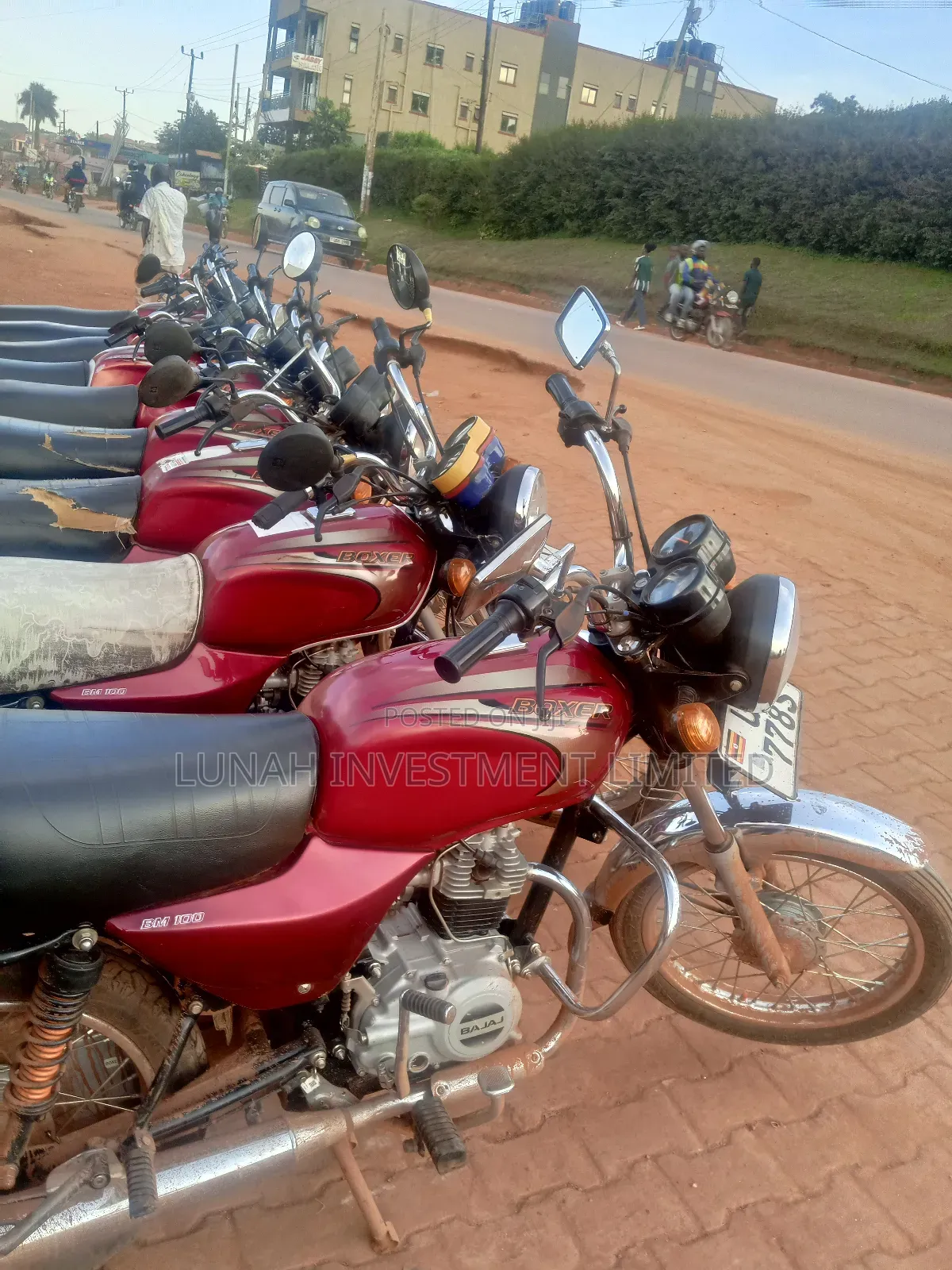 Bajaj Boxer 100 2025 Red
