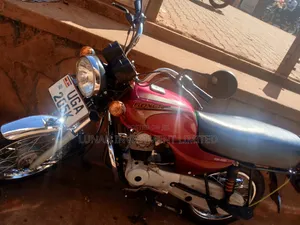 Bajaj Boxer 100 2024 Red