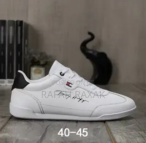 Original White/Black Unisex Tommy Hilfiger Sneakers