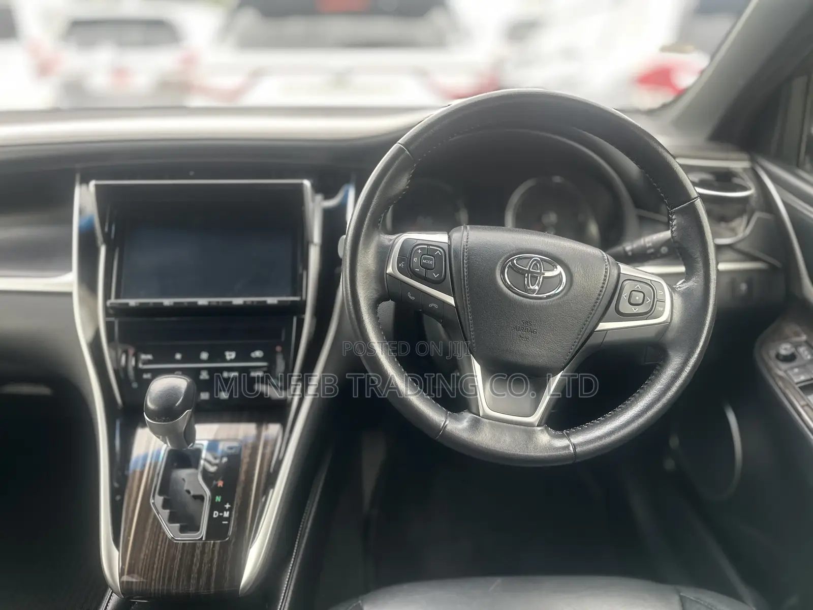 Toyota Harrier 2.0 2016 White