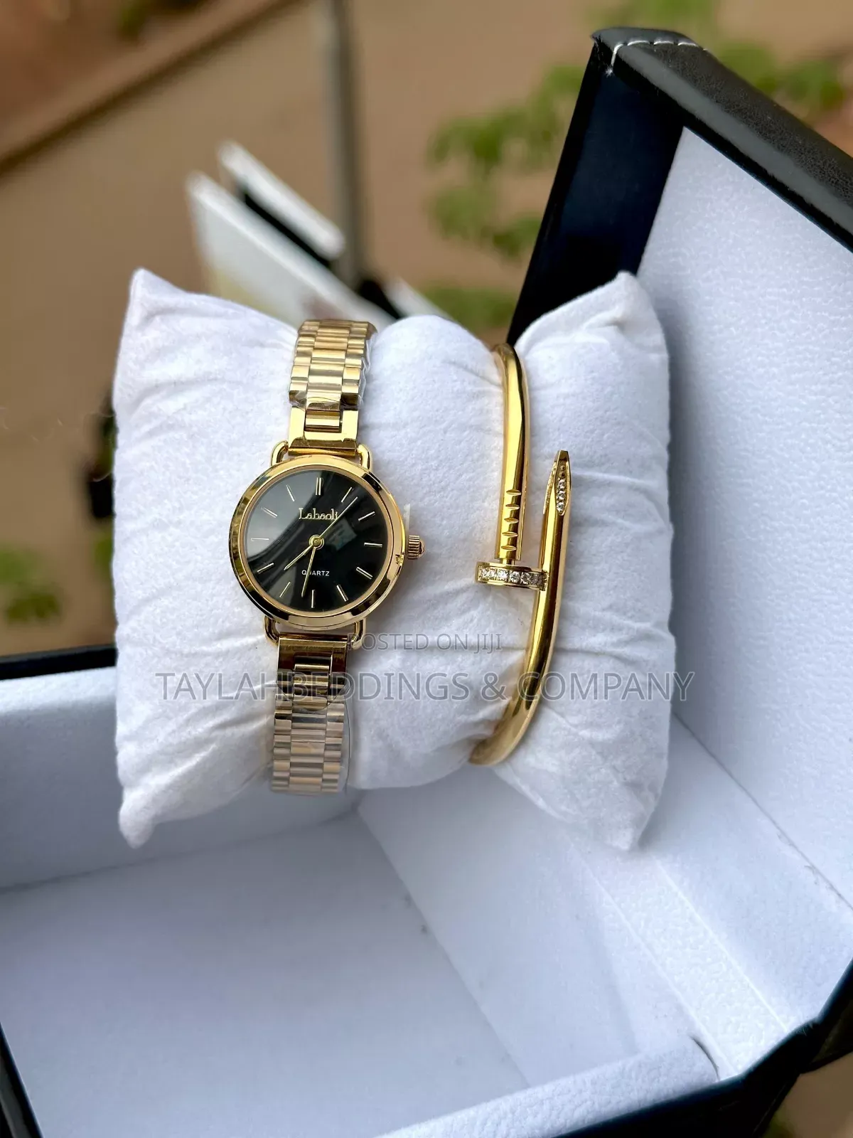 Gold Watch for Women Vintage Ladies Quartz Watch Waterproof