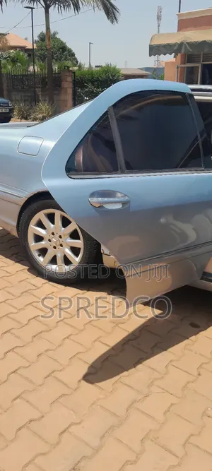 Mercedes-Benz S-Class 2000
