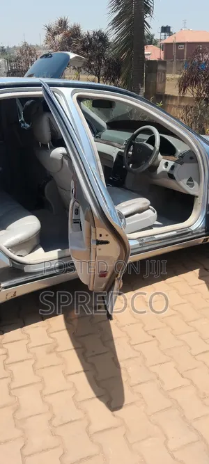 Mercedes-Benz S-Class 2000