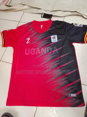 Uganda Crans Red Color Original One
