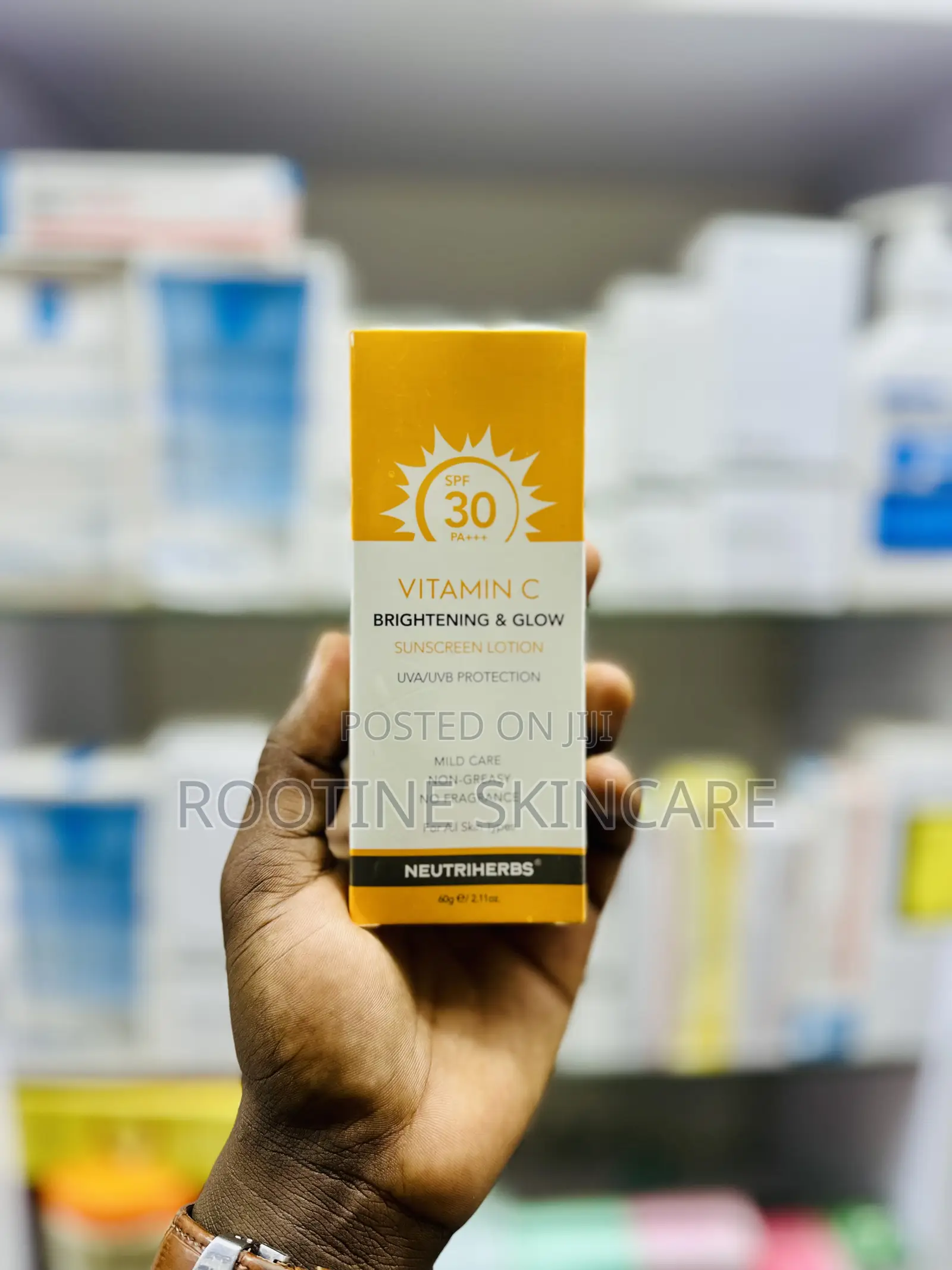 Neutriherbs Vitamin C Brightening Glow Sunscreen Lotion