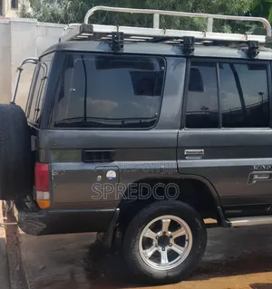 Photo - Toyota Land Cruiser Prado 1998 Gray