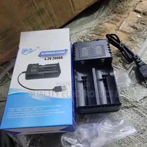 Smart Charger for 3.5, 3.7, 3.9 and 4.2v