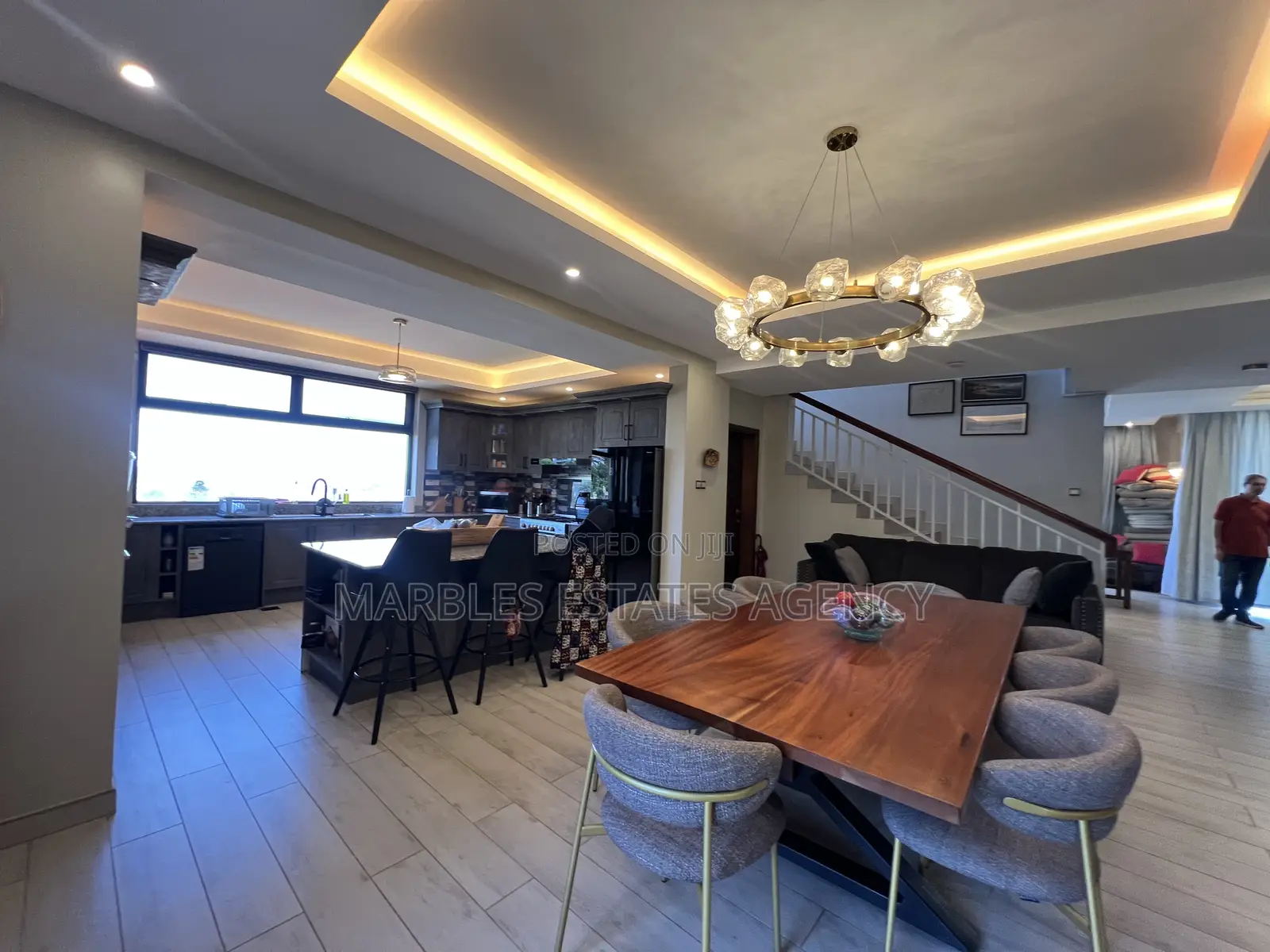 Furnished 6bdrm Apartment in Kololo, Central Division for rent