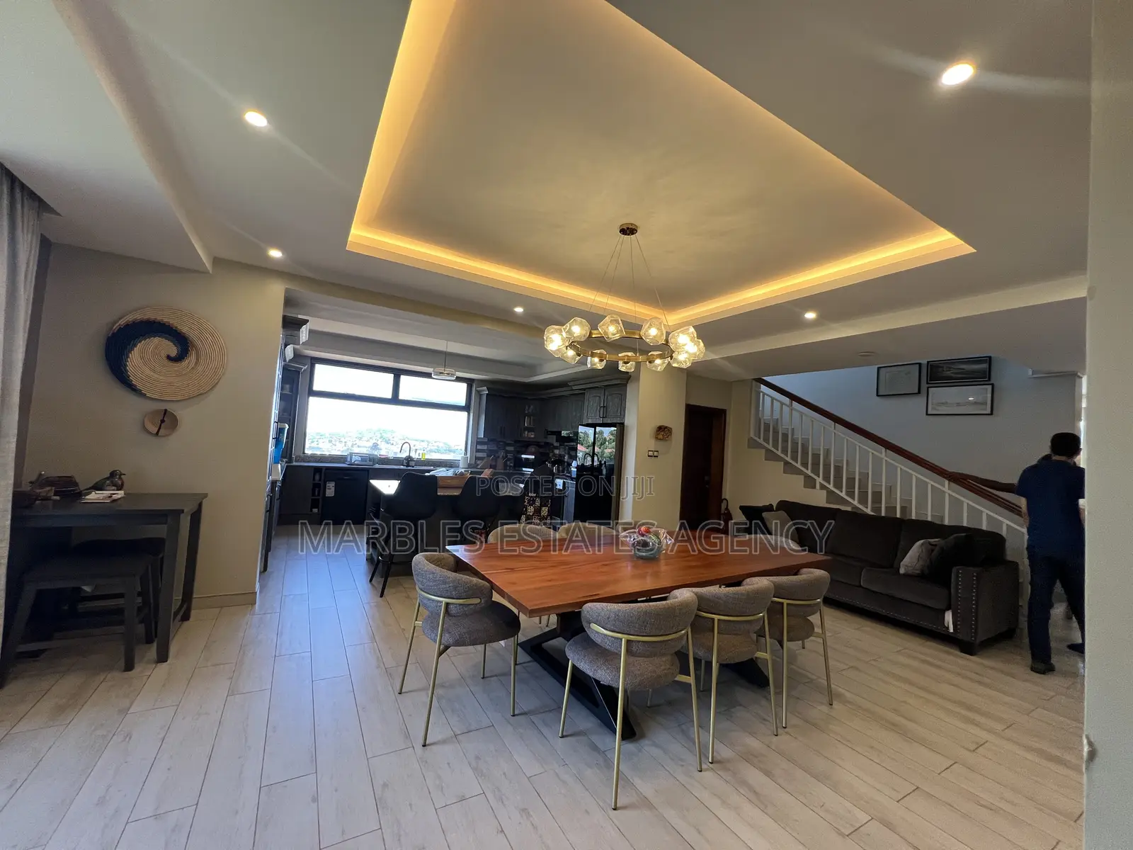 Furnished 6bdrm Apartment in Kololo, Central Division for rent