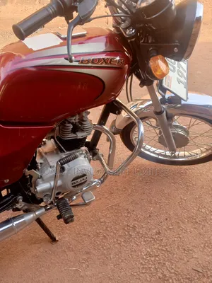 Bajaj Boxer 2024 Red