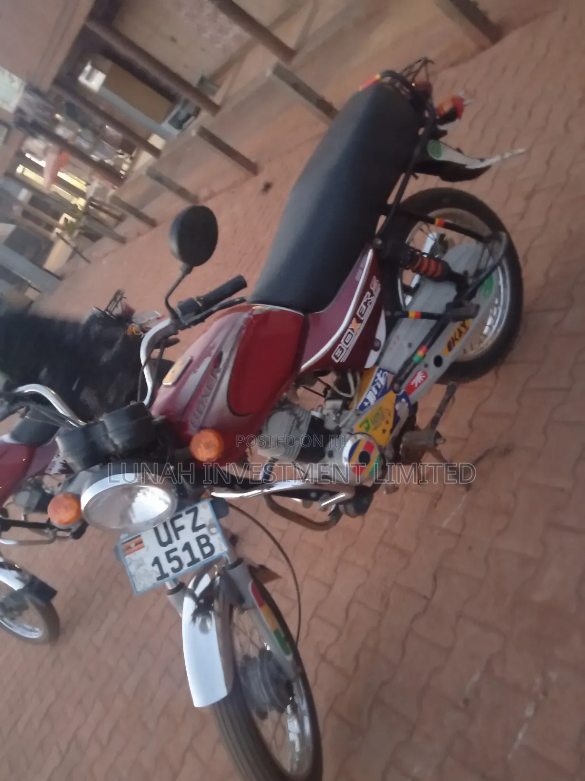 Bajaj Boxer 100 2024 Red