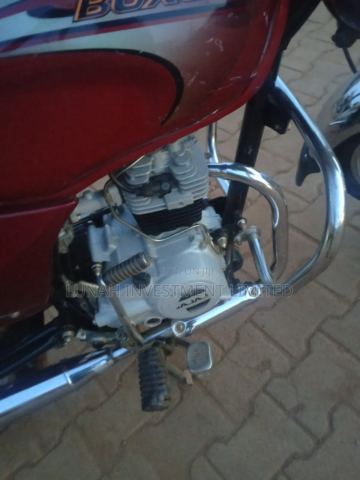 Bajaj Boxer 100 2024 Red
