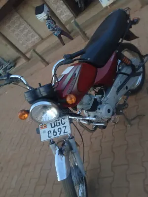 Bajaj Boxer 2024 Red