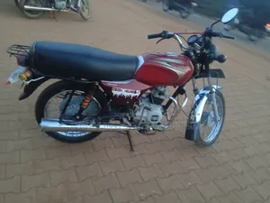 Bajaj Boxer BM100ES 2024 Red