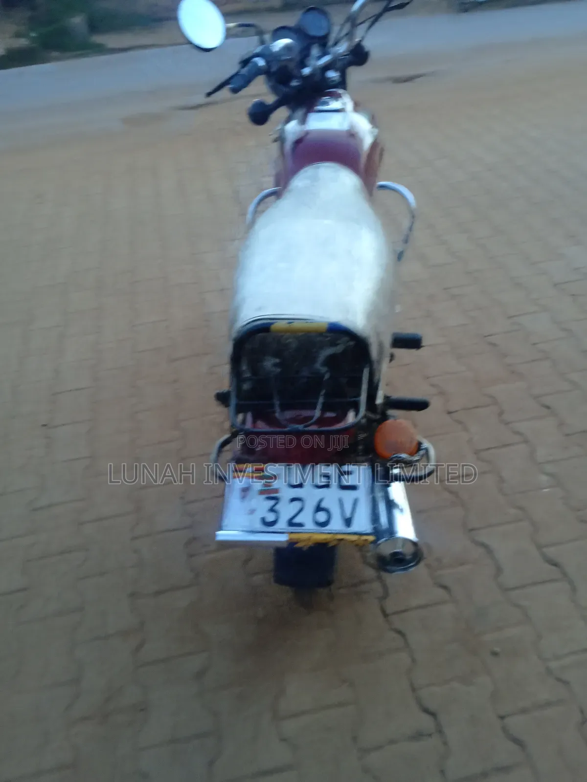 Bajaj Boxer 2024 Red